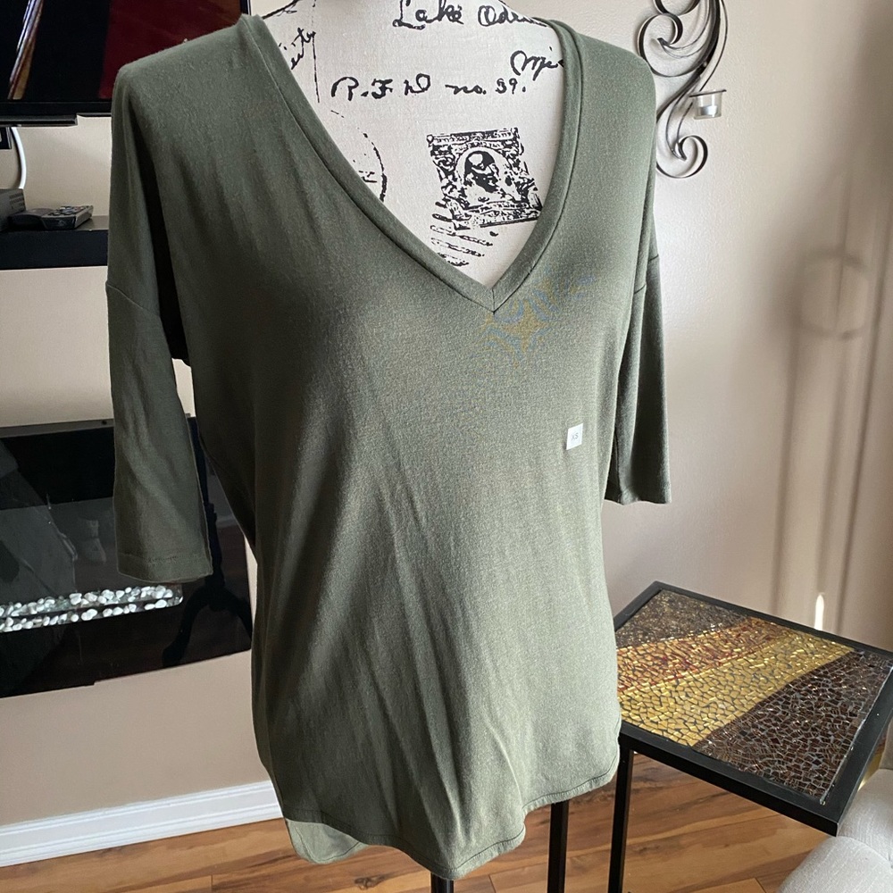 Express one eleven top olive green